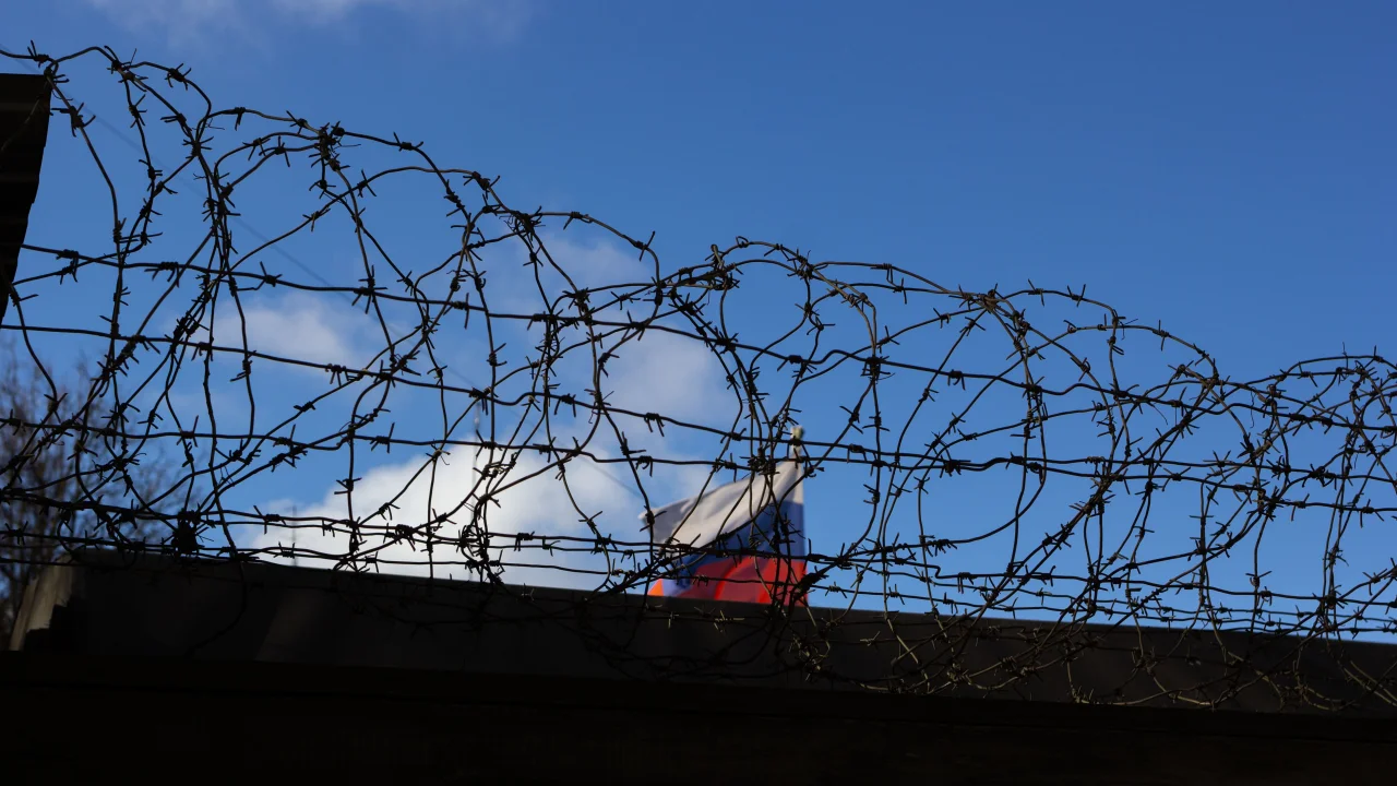 Letonya, Belarus'u Sınırdaki Göçmen Tünellerinden Sorumlu Tutuyor