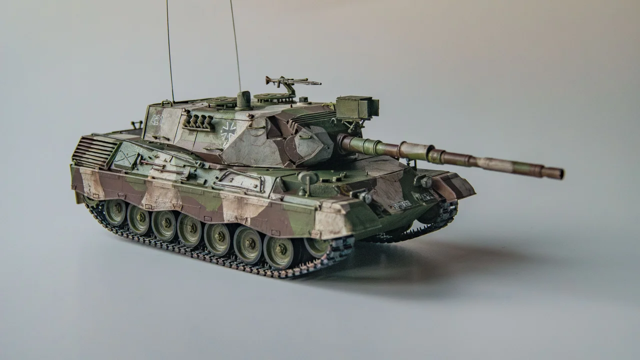 Litvanya, Ukrayna'ya Tamir Edilmiş Leopard 2 Tankları Gönderdi