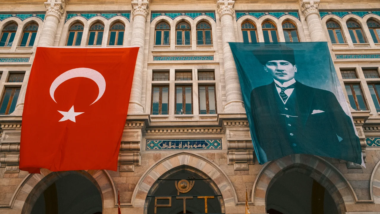 Estonya, Uluslararası Ceza Mahkemesi'ne Yönelik ABD Yaptırımlarını Kınadı
