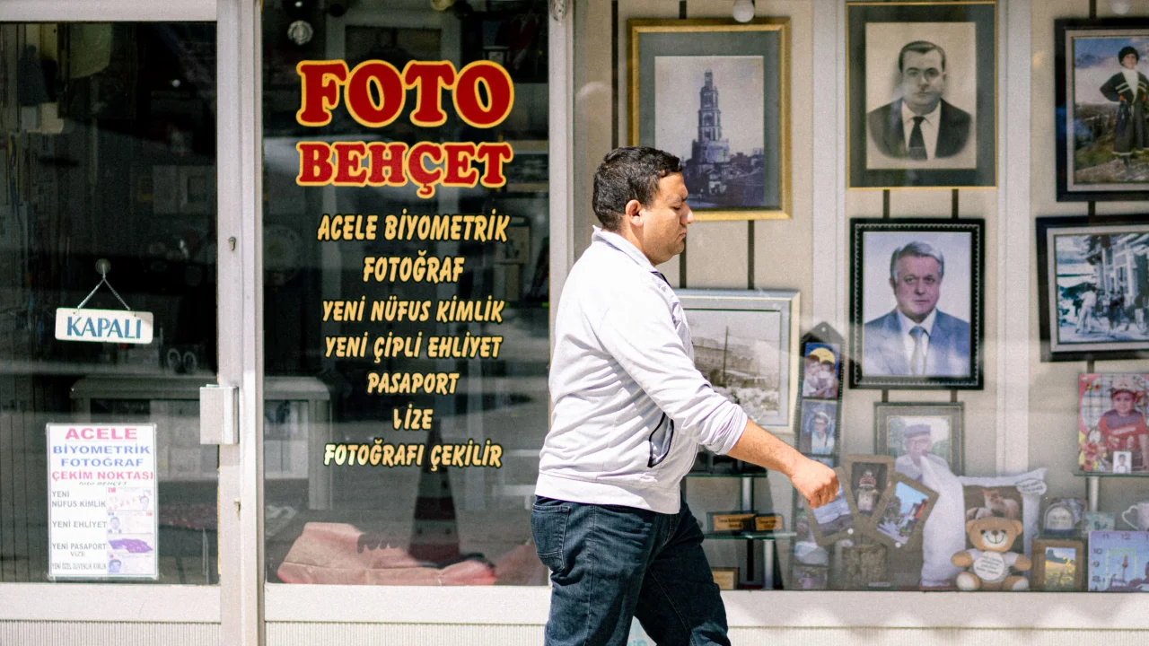 Dijital Kimlikler Üzerine Eleştiriler