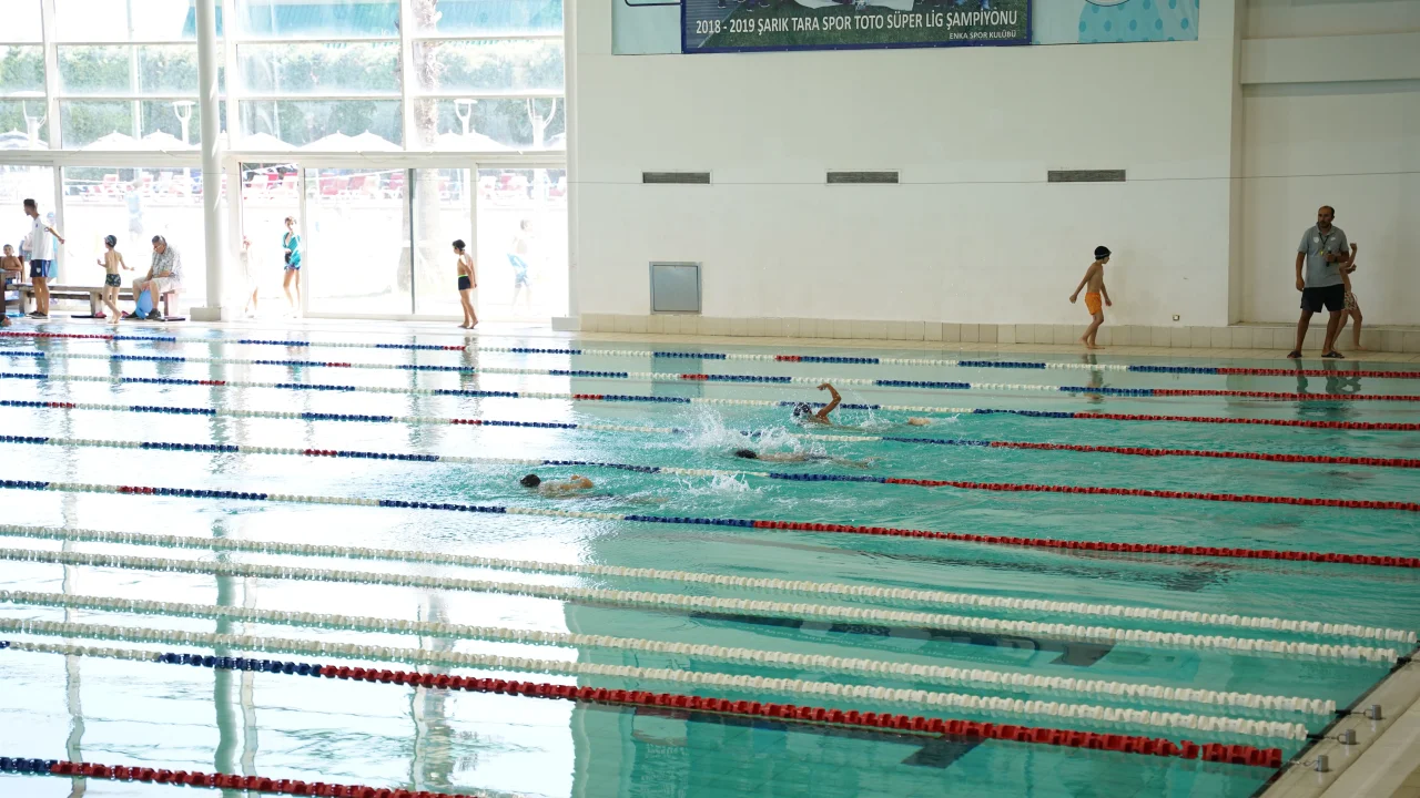 Tallinn, Olimpik Yüzme Havuzu İhalesini İptal Etti